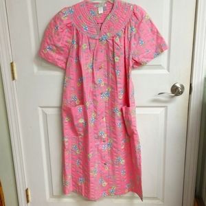 Emily Stacy robe